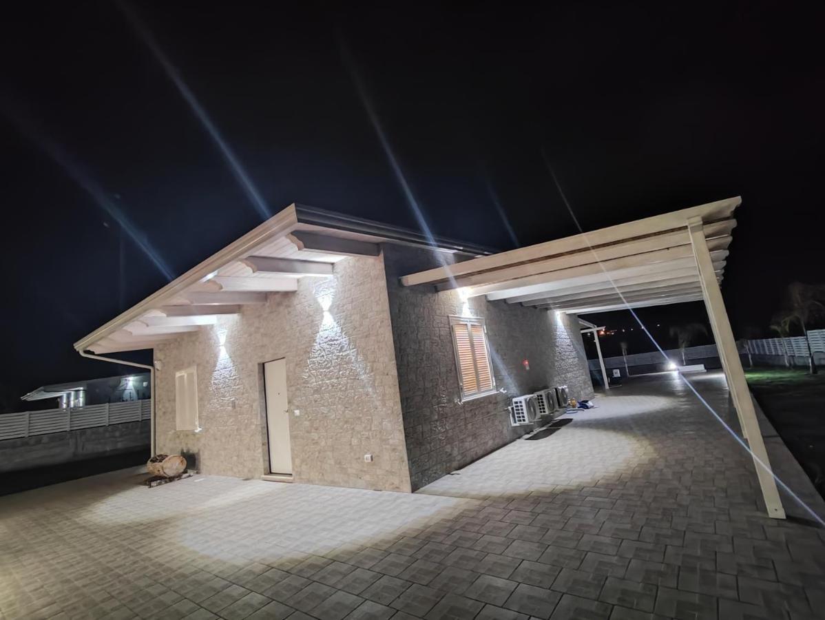 Giano Vetusto Janus Casa Nel Verde - Relax Pool & Spa מראה חיצוני תמונה